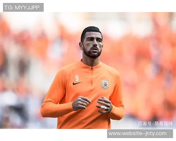 前裁判揭露曼奇尼故意撞人事件应被罚下却未被裁判察觉