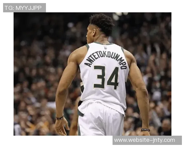 字母哥调侃65场出场规则或将导致仅剩SGA符合资格 字母哥调侃65场出场规则或将导致仅剩SGA符合资格