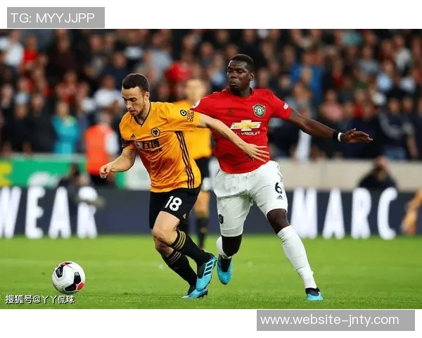 曼联发布战狼队海报期待胜利为2023年画上完美句号